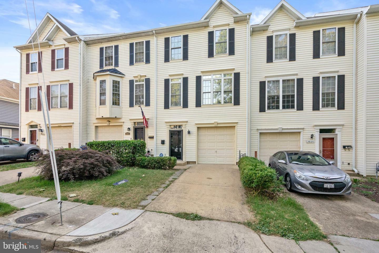 Property Photo: 3824 Elbert Avenue A VA 22305