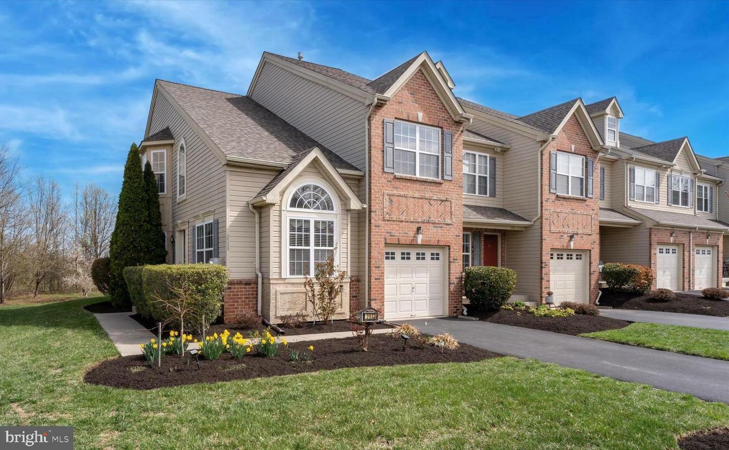 Property Photo: 2533 Wellington Way PA 18969