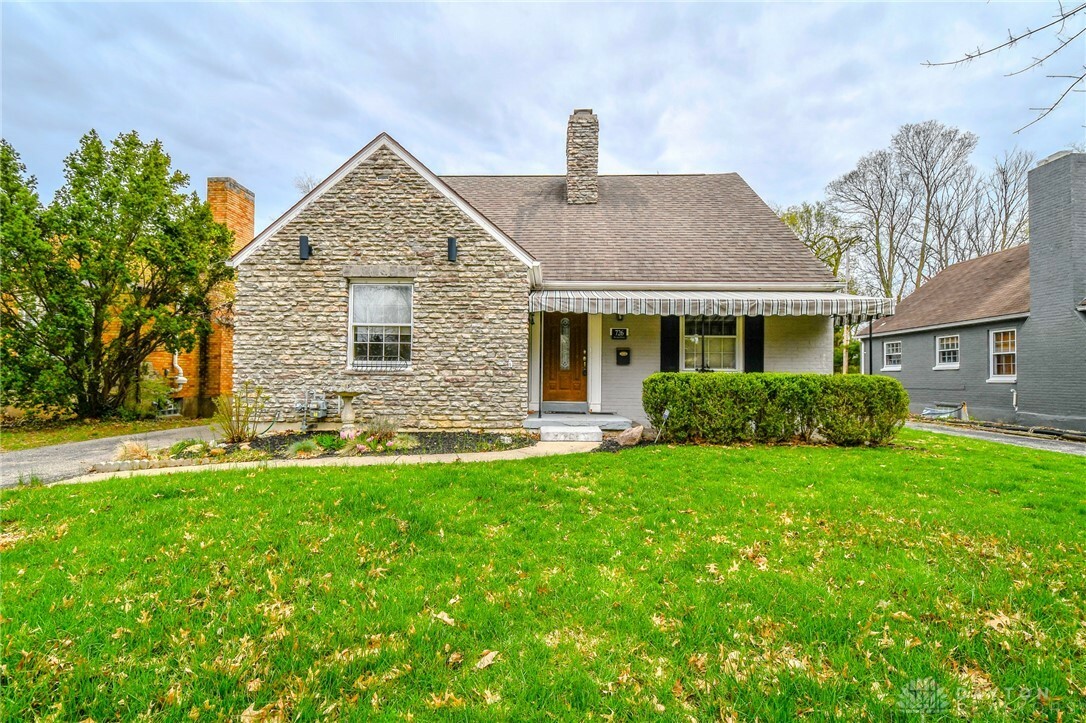 Property Photo: 726 Acorn Drive OH 45419