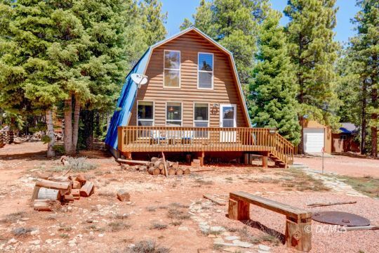 Property Photo: 1655 E Valley Crest Dr UT 84762