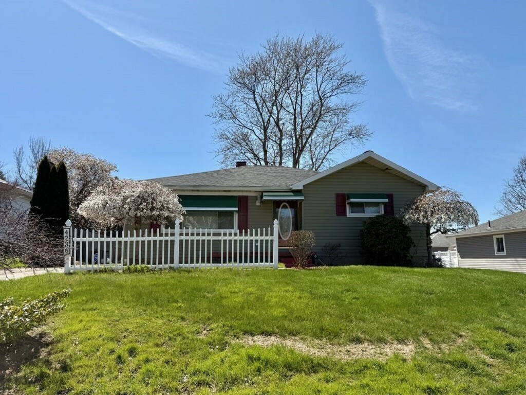 Property Photo: 4236 Bird Drive PA 16510