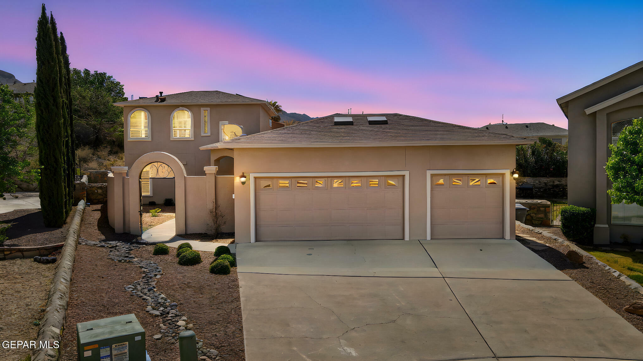 Property Photo: 924 Via Descanso Drive TX 79912