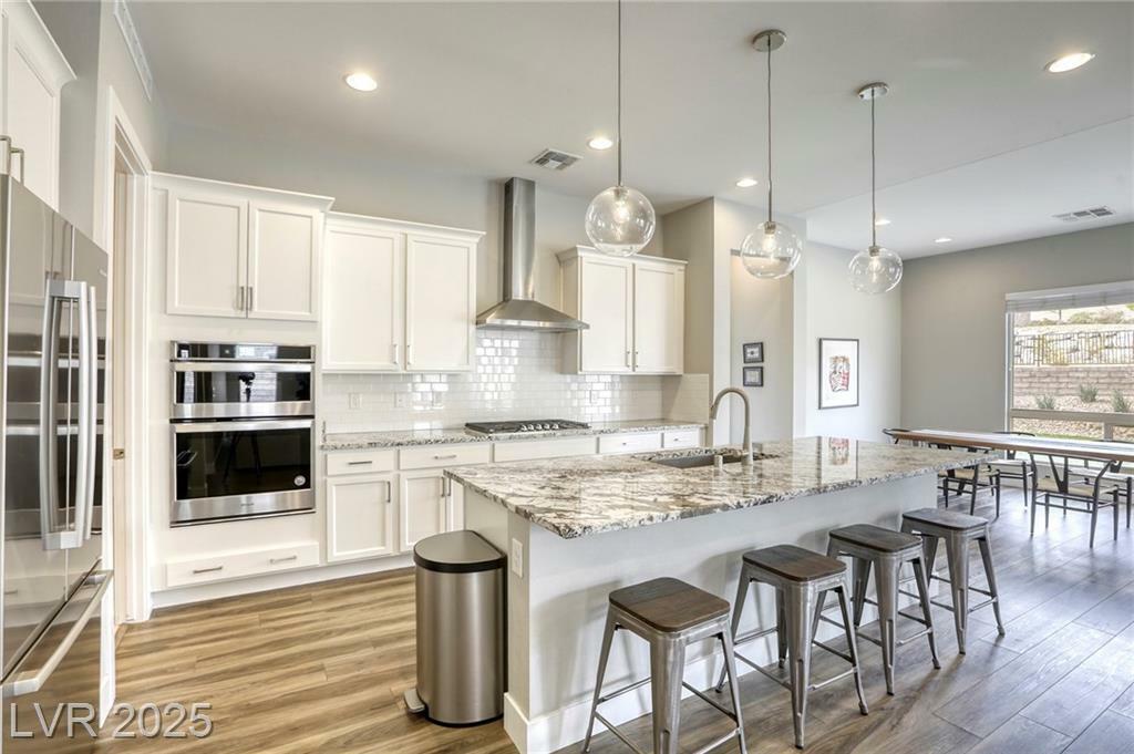 Property Photo: 11137 Black Fire Opal Drive NV 89138