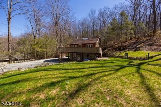 Property Photo: 20 Glenwood Ln NJ 07461