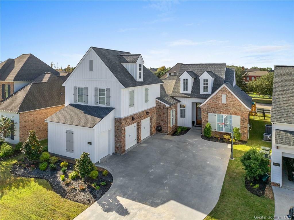 Property Photo: 6448 White Oleander Circle W LA 70605