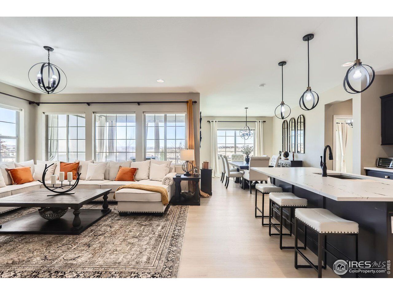Property Photo:  600 Grenville Cir  CO 80516 
