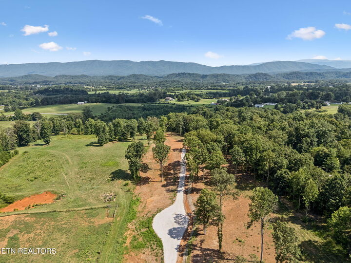 Property Photo:  126 Campbell Way  TN 37801 