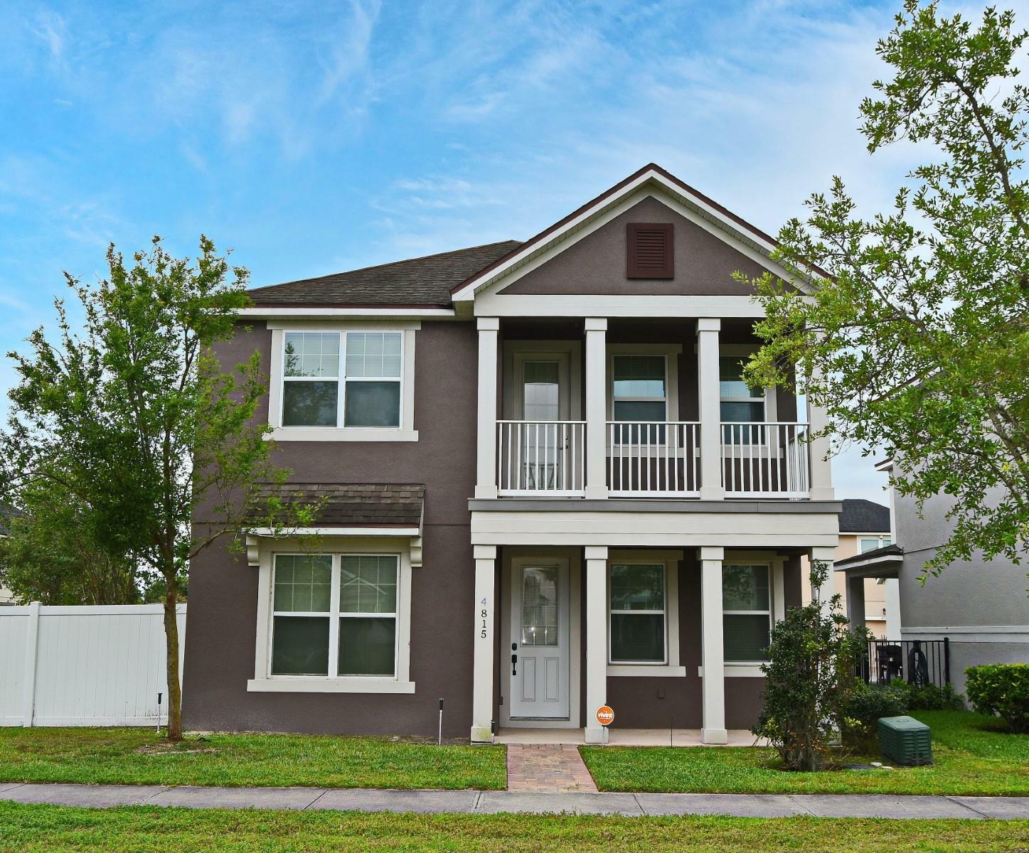 Property Photo: 4815 Northlawn Way FL 32811