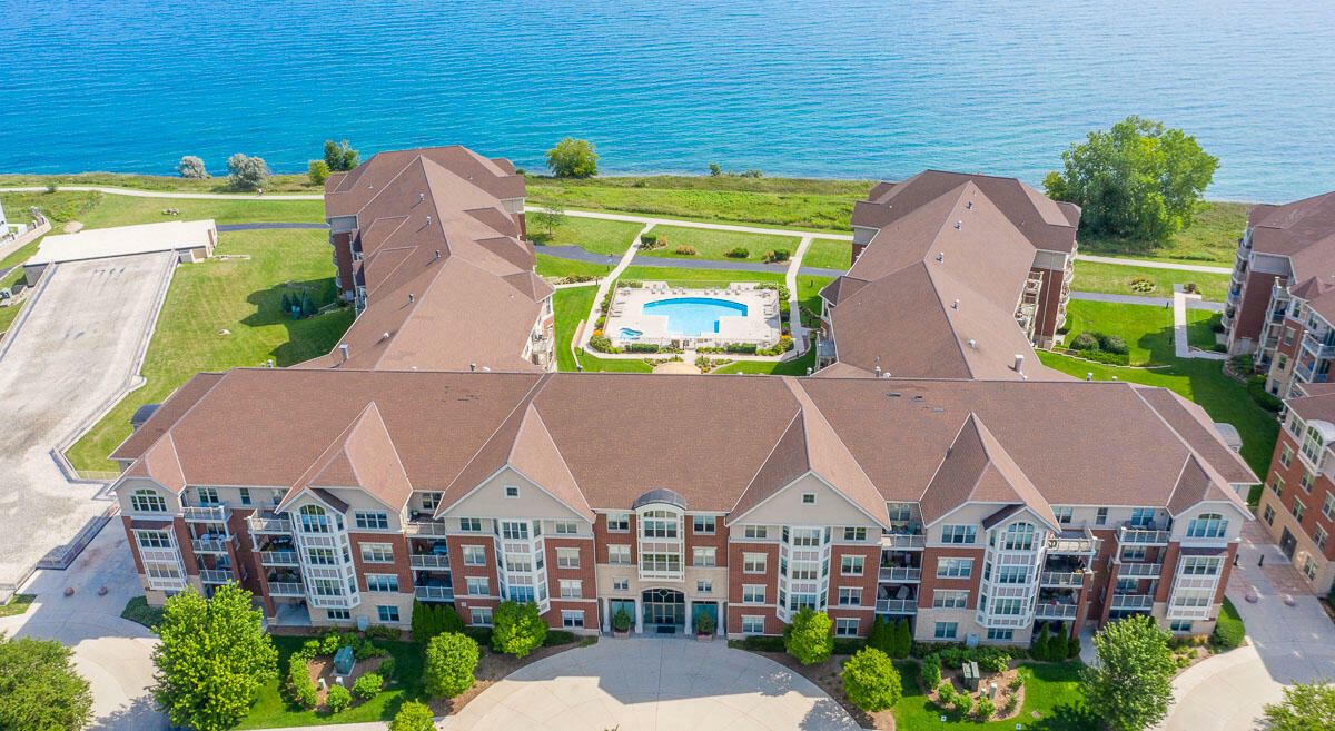 Property Photo: 4110 S Lake Dr 233 WI 53235