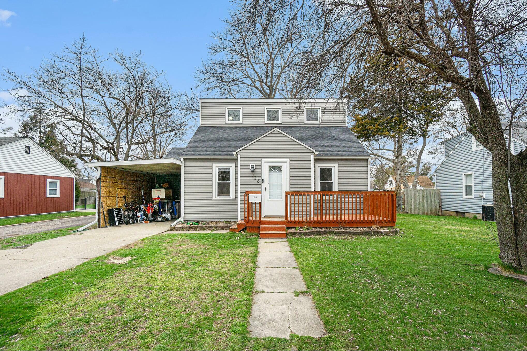 135 N 28th Street  Battle Creek MI 49015 photo