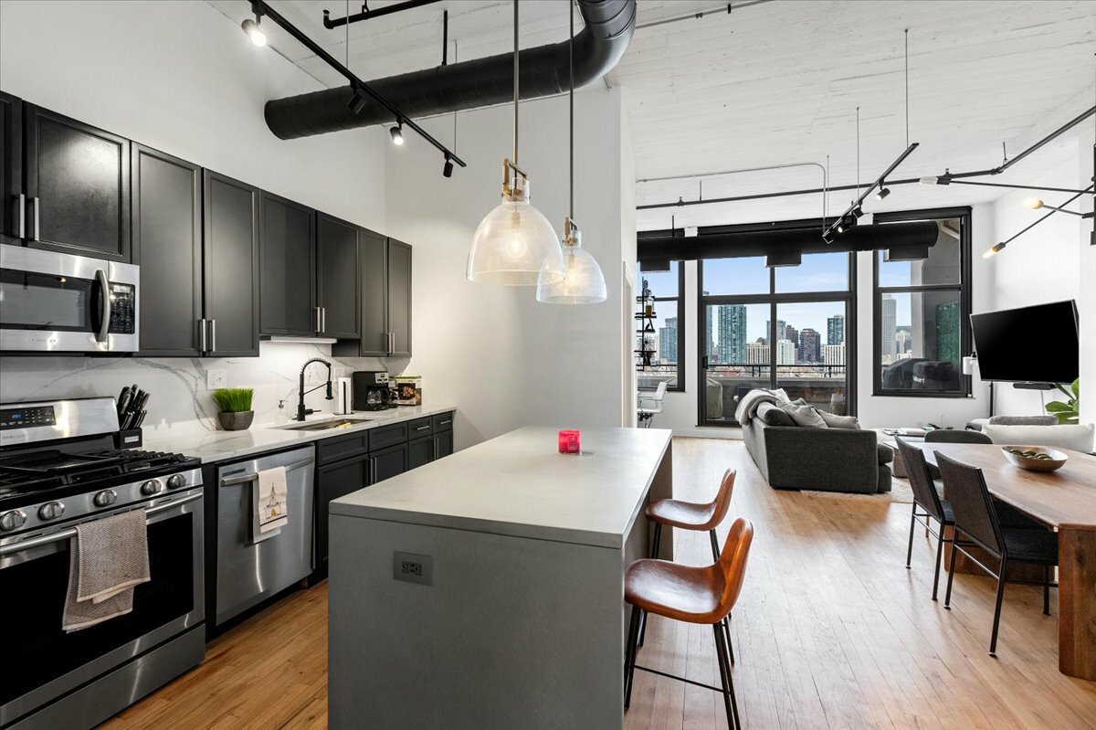 Property Photo: 900 N Kingsbury Street 878 IL 60610