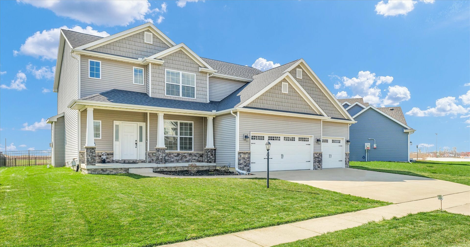 1411 Jacobs Boulevard  Champaign IL 61822 photo