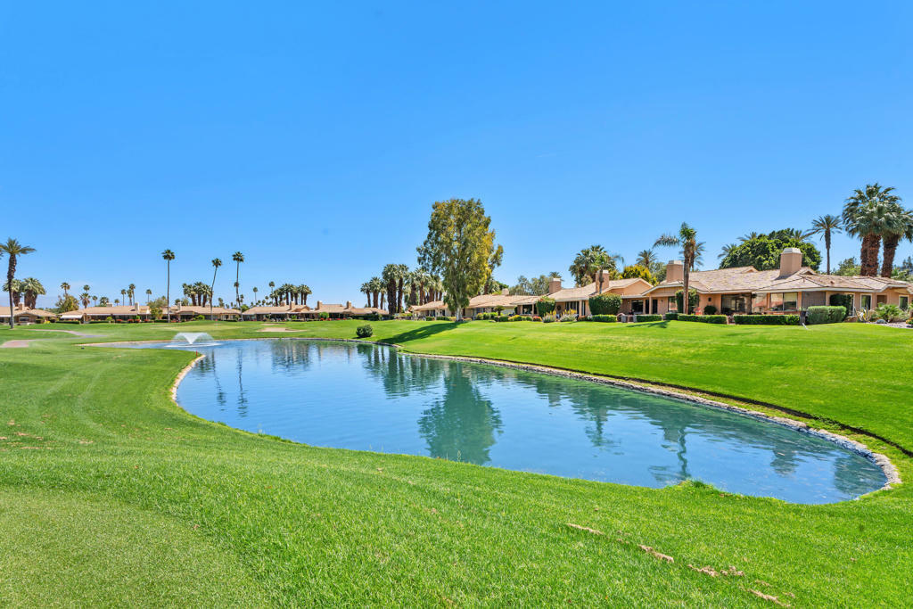 Property Photo:  265 Calle Del Verano  CA 92260 