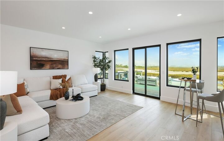 Property Photo: 237 Canal Street CA 92663