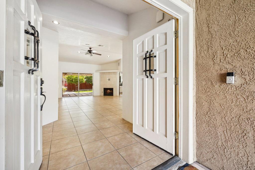 Property Photo: 52130 Avenida Martinez CA 92253