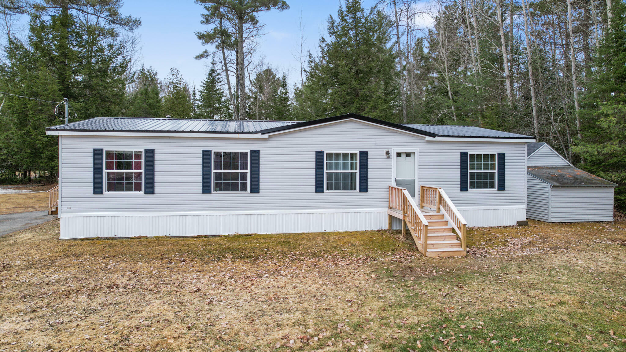 Property Photo: 5 Pinkham Farm Road ME 04461