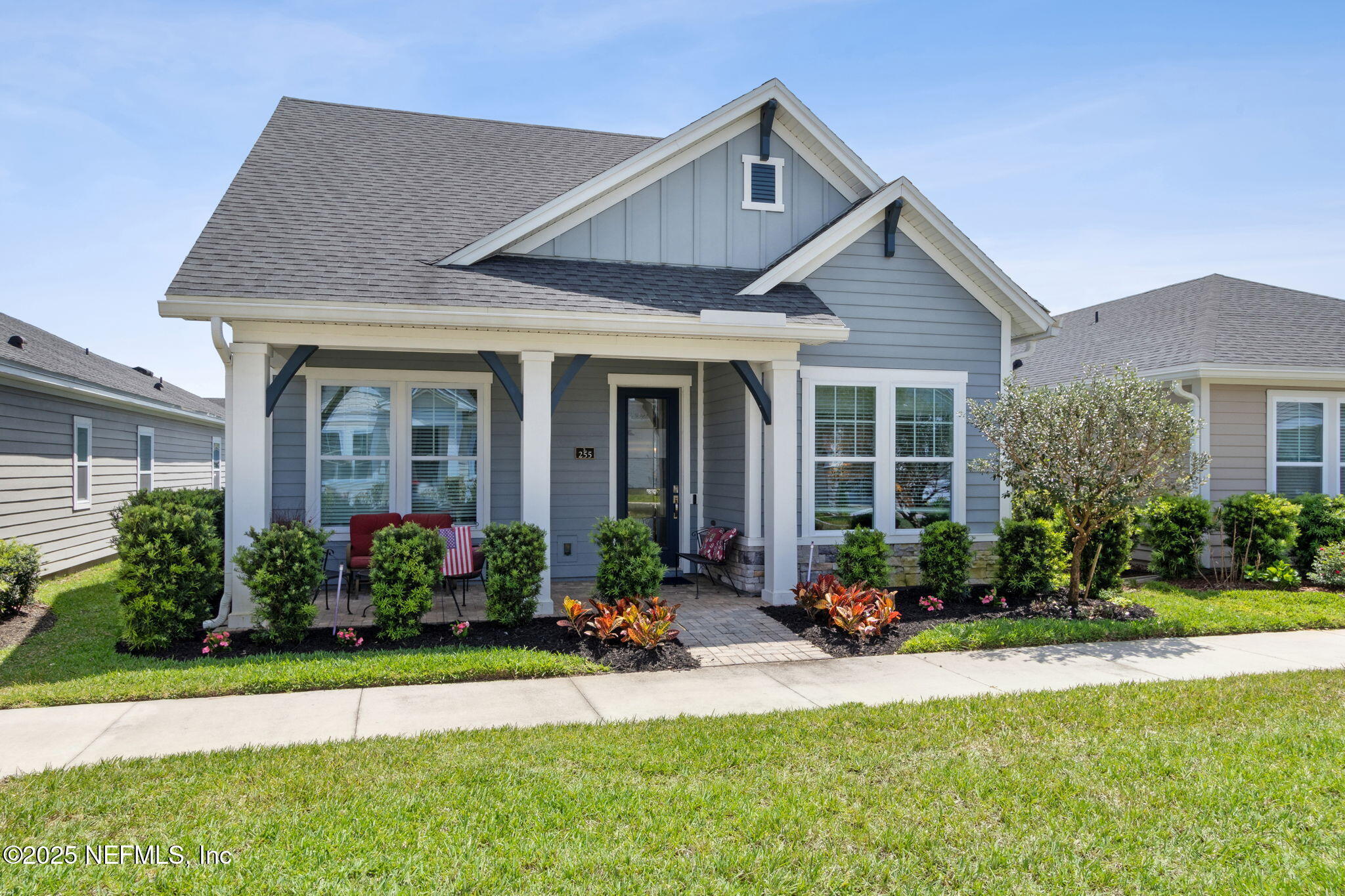 Property Photo:  255 Dalton Circle  FL 32092 