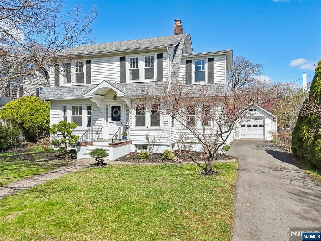 Property Photo:  151 Spencer Place  NJ 07450 