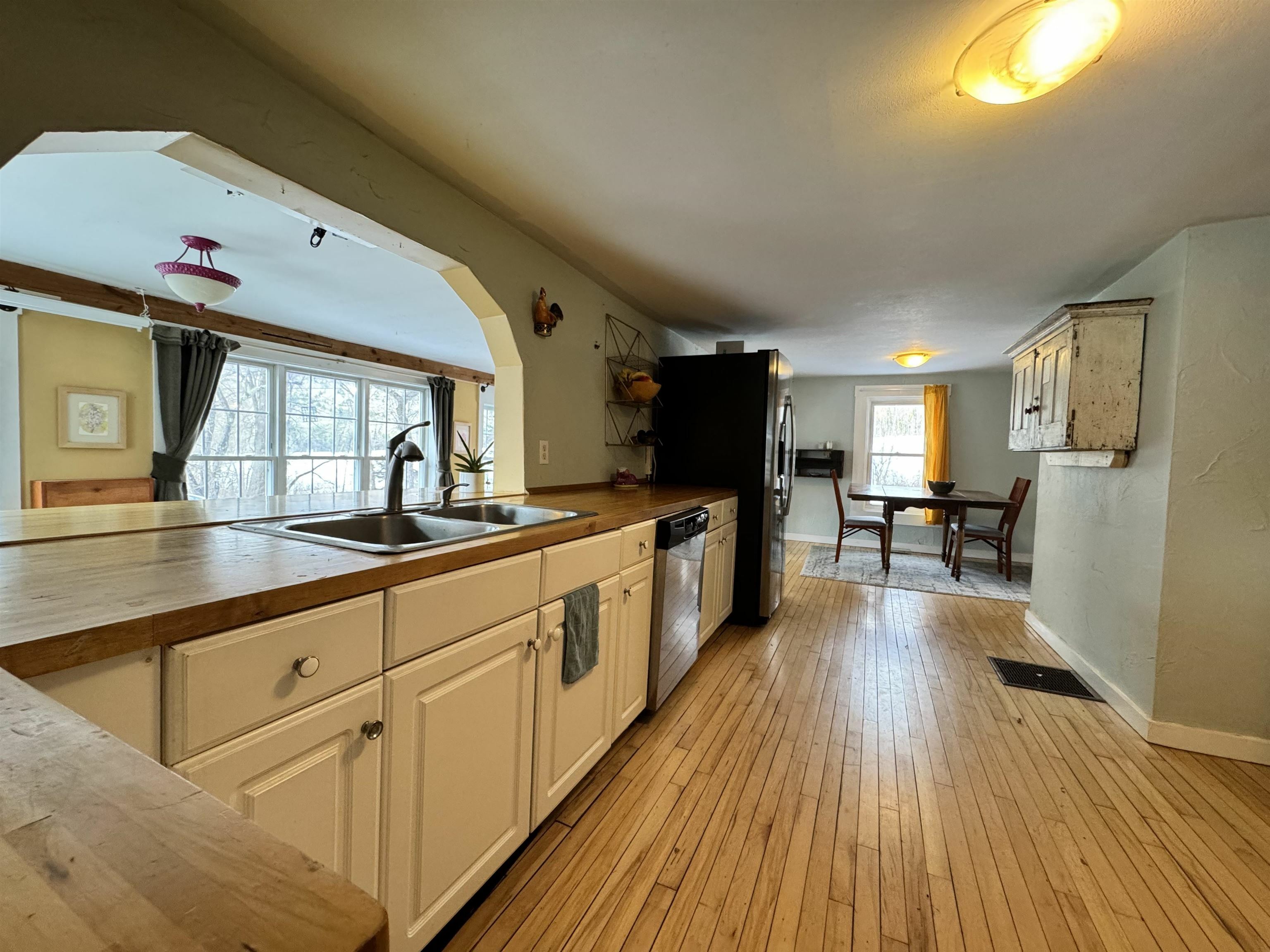 Property Photo: 405 Cross Road VT 05033