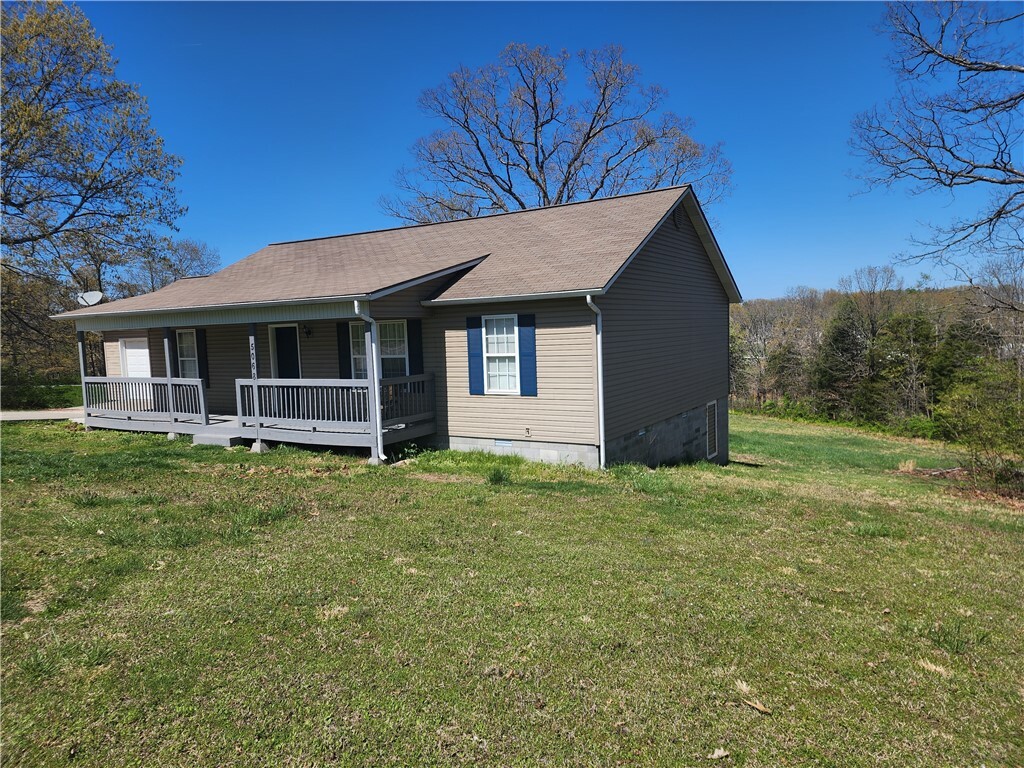 Property Photo: 5068 Highway 7 North AR 72601