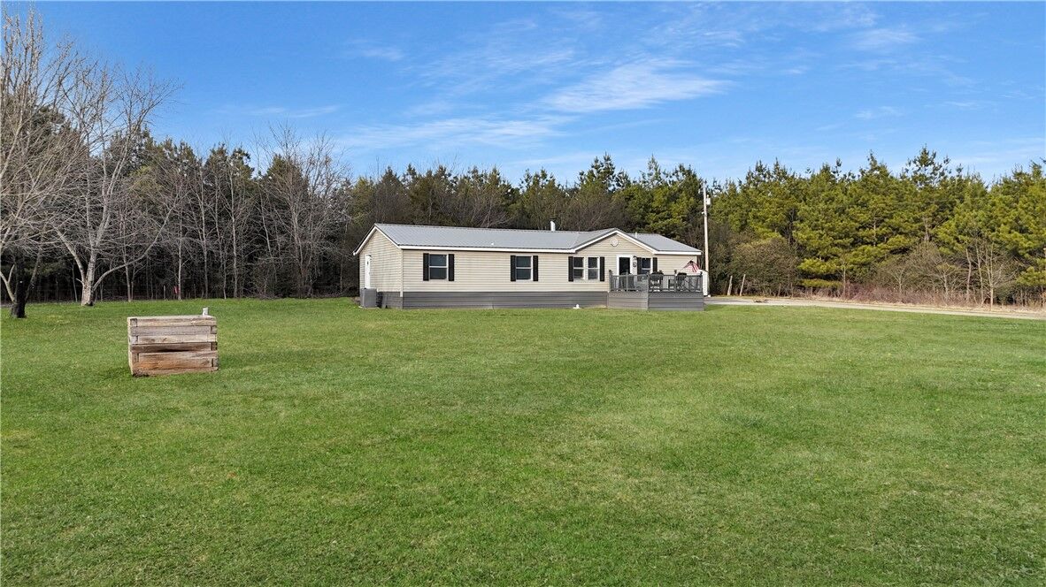 Property Photo: 10907 Watershed Road AR 72842