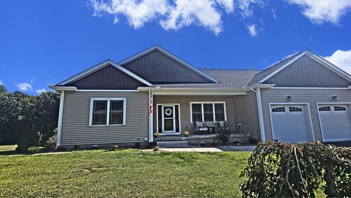 Property Photo: 17 Sunny Crest Ln MA 01007