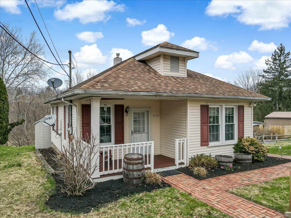 Property Photo: 2113 Edgewood Avenue PA 18045
