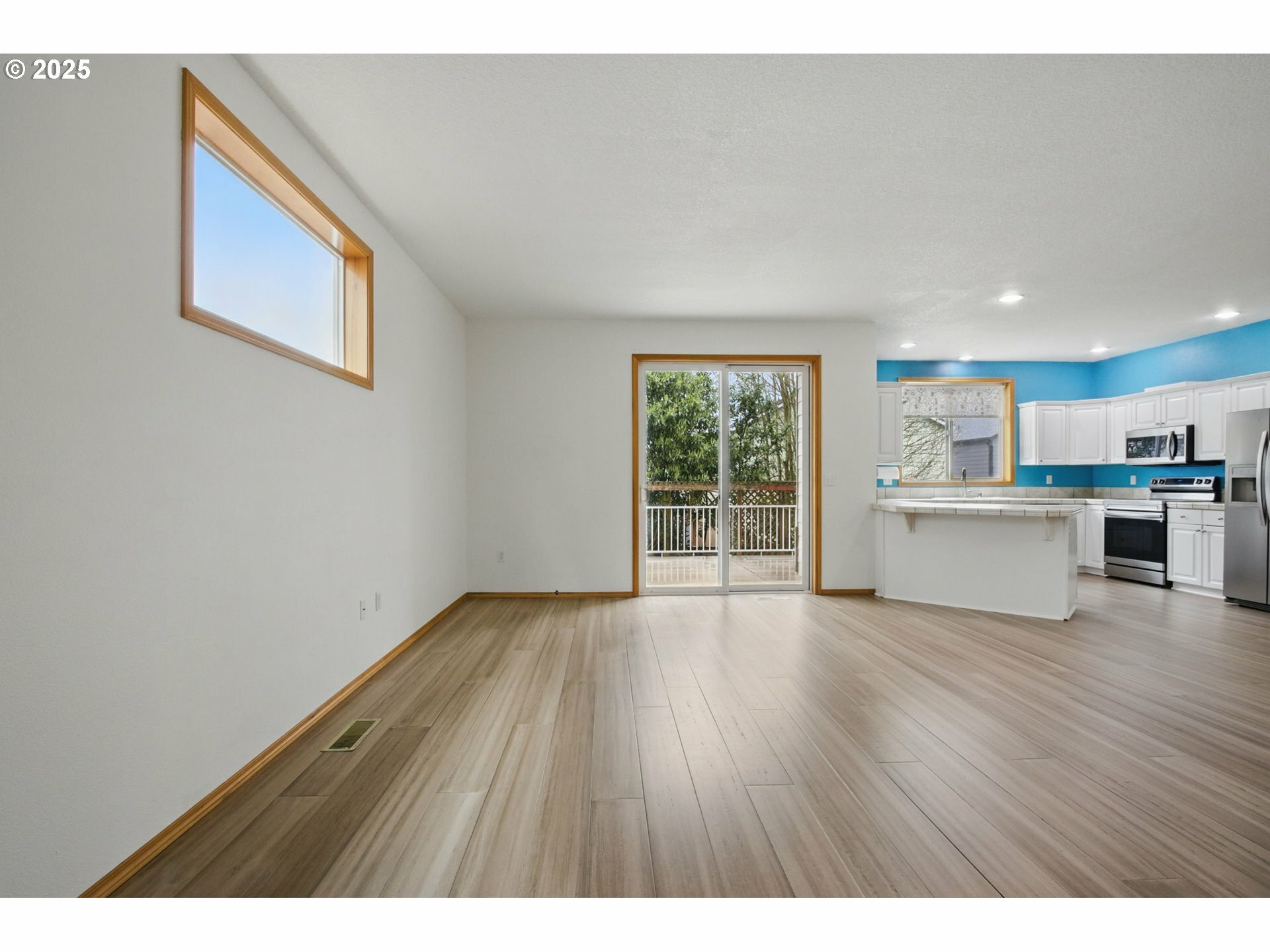 Property Photo: 5562 L St WA 98671