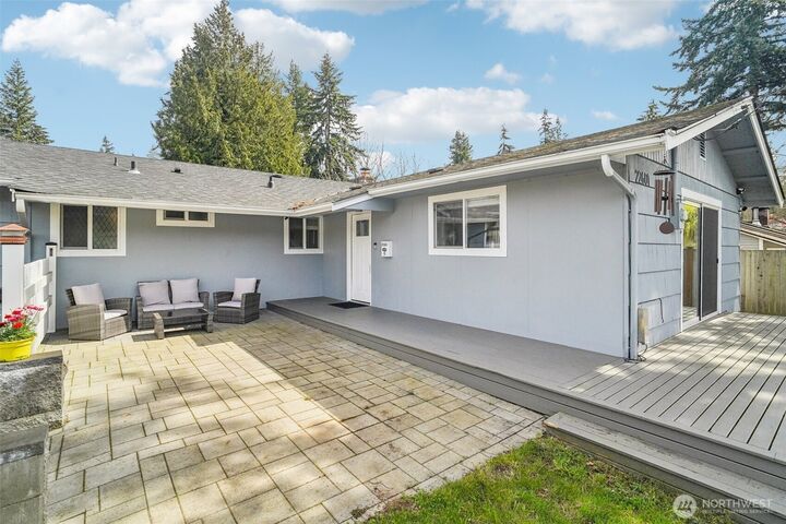 Property Photo:  22601  60th Avenue W  WA 98043 
