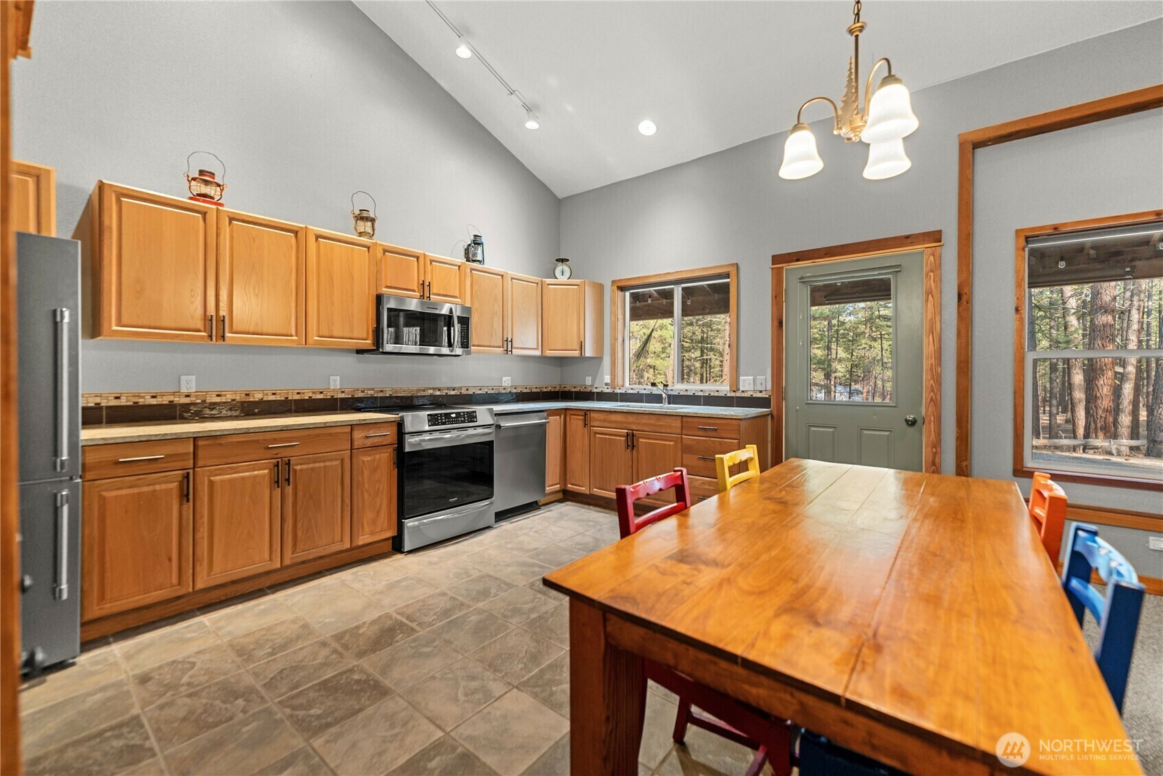 Property Photo: 90 Twin Lakes Drive WA 98862