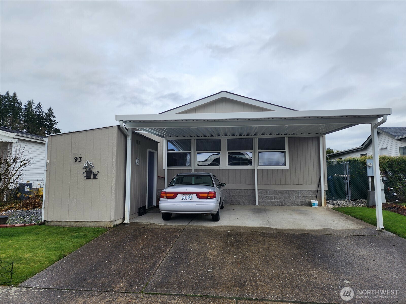Property Photo: 201 W Oakview Avenue 93 WA 98531