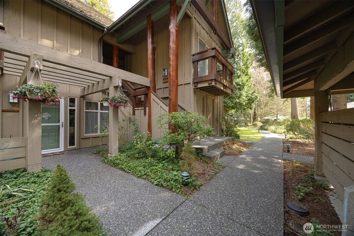 5438  Snow Goose Lane 105  Blaine WA 98230 photo