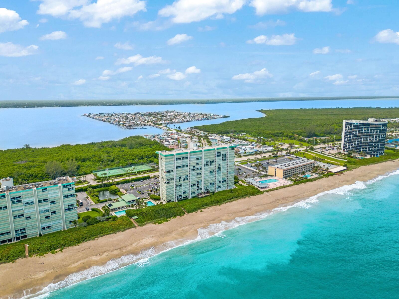Property Photo:  9900 S Ocean Drive 1601  FL 34957 