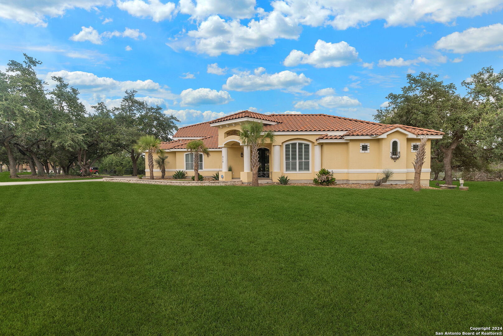 Property Photo: 510 Copper Rim TX 78070