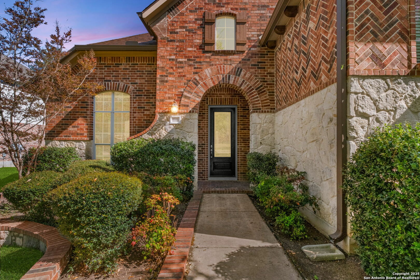 Property Photo: 110 Stonewall TX 78256