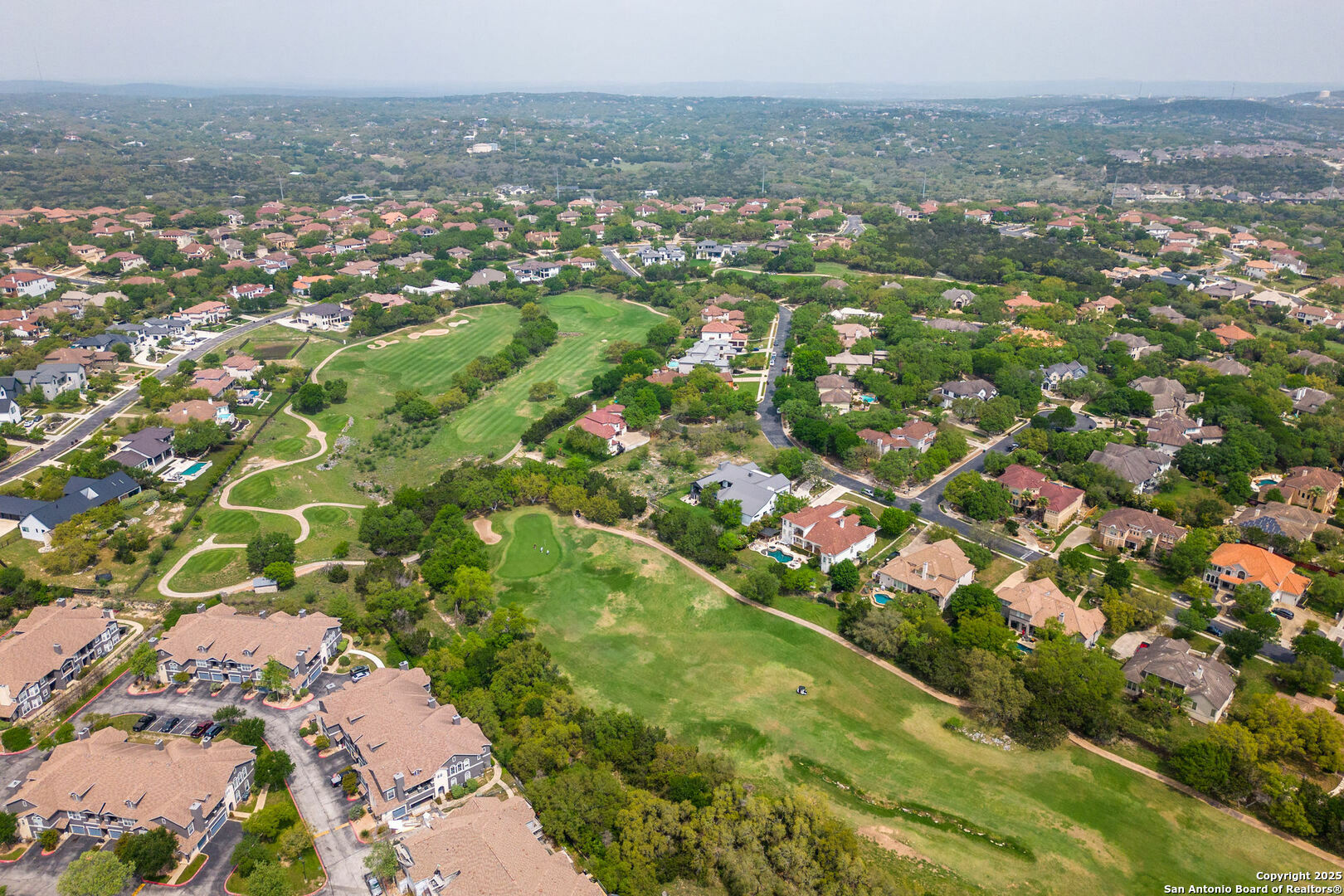 Property Photo: 602 Sandtrap Ct TX 78260