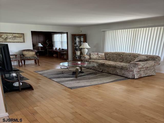 Property Photo: 35 Kingsley Dr NJ 08234