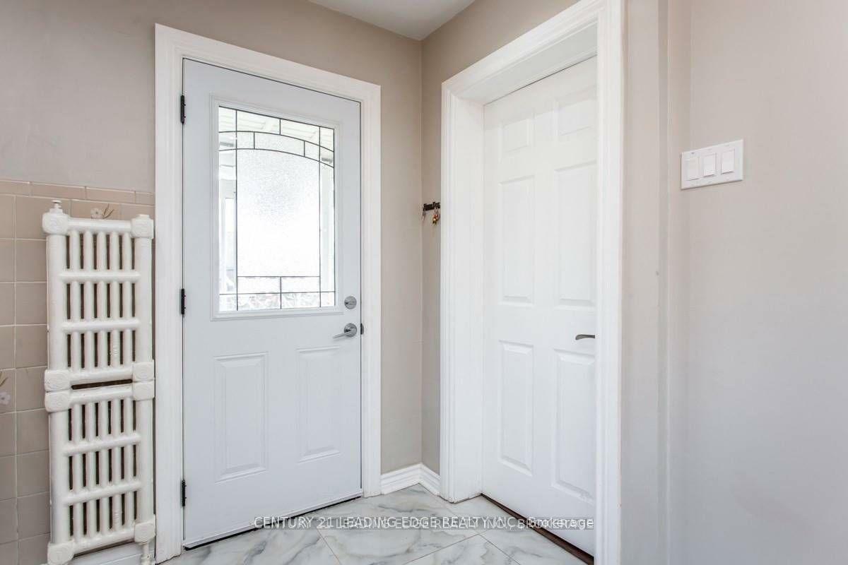 Property Photo: 378 O'Connor Drive ON M4J 2V7