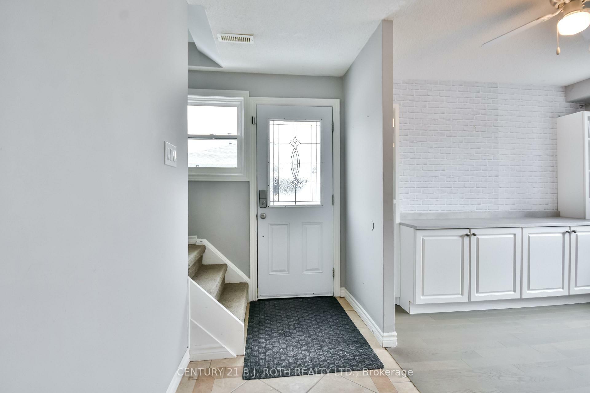 Property Photo: 247 Letitia Street ON L4N 4Y7