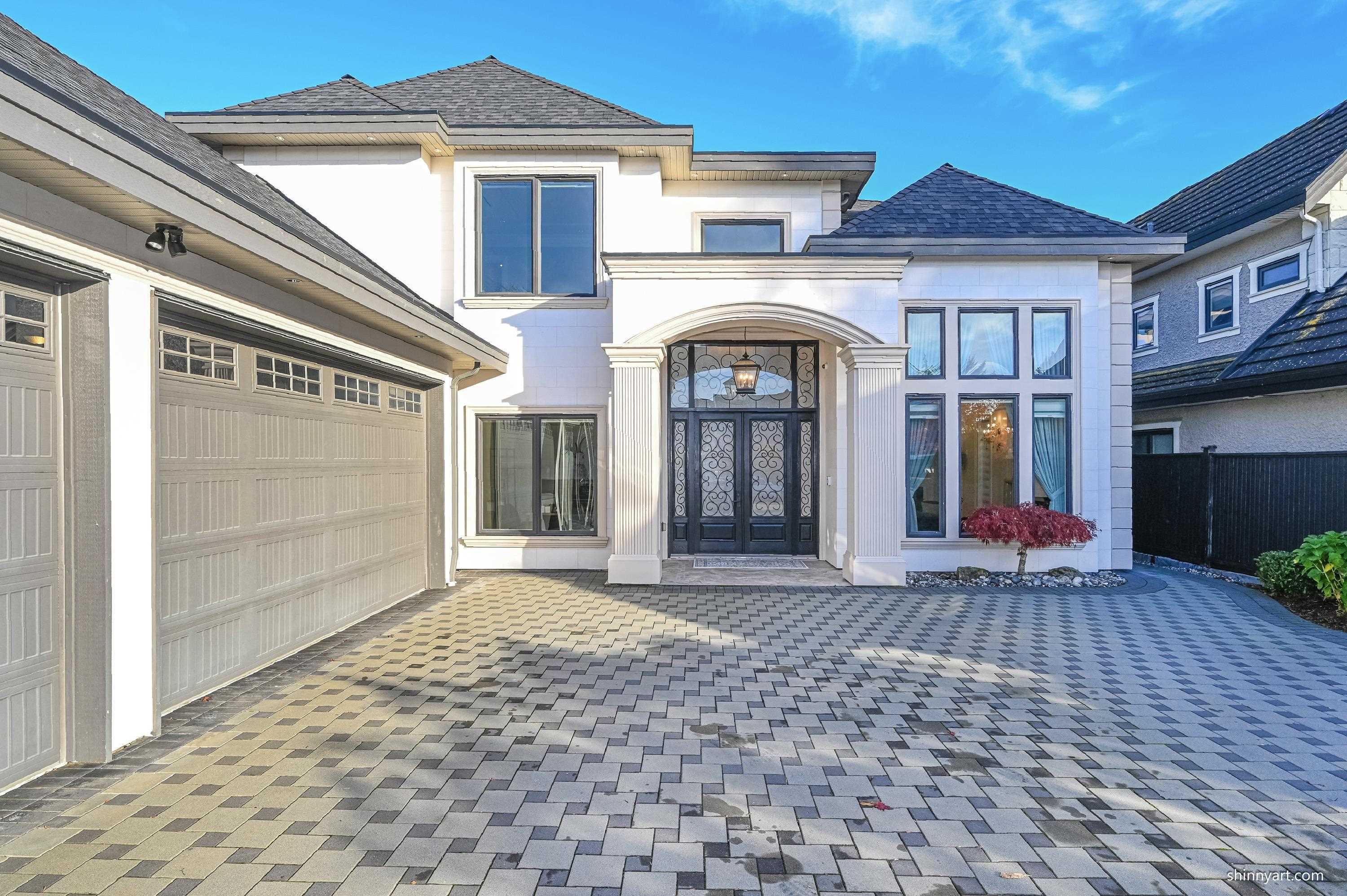 Property Photo: 4960 Larkspur Avenue BC V7C 2J3