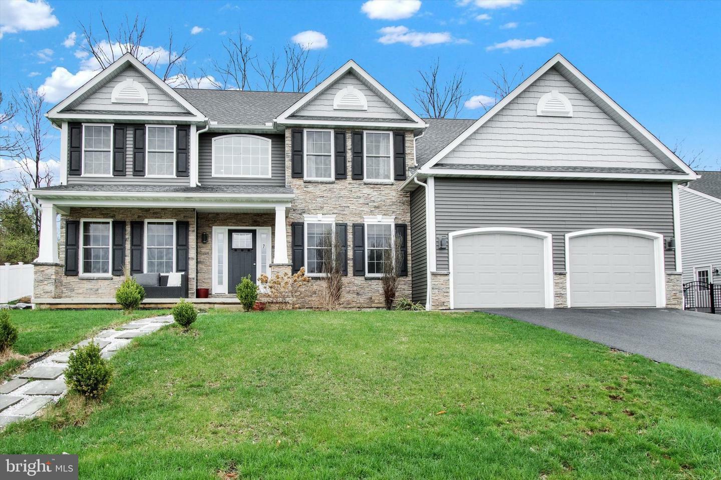 Property Photo: 7 Stella Drive PA 19608