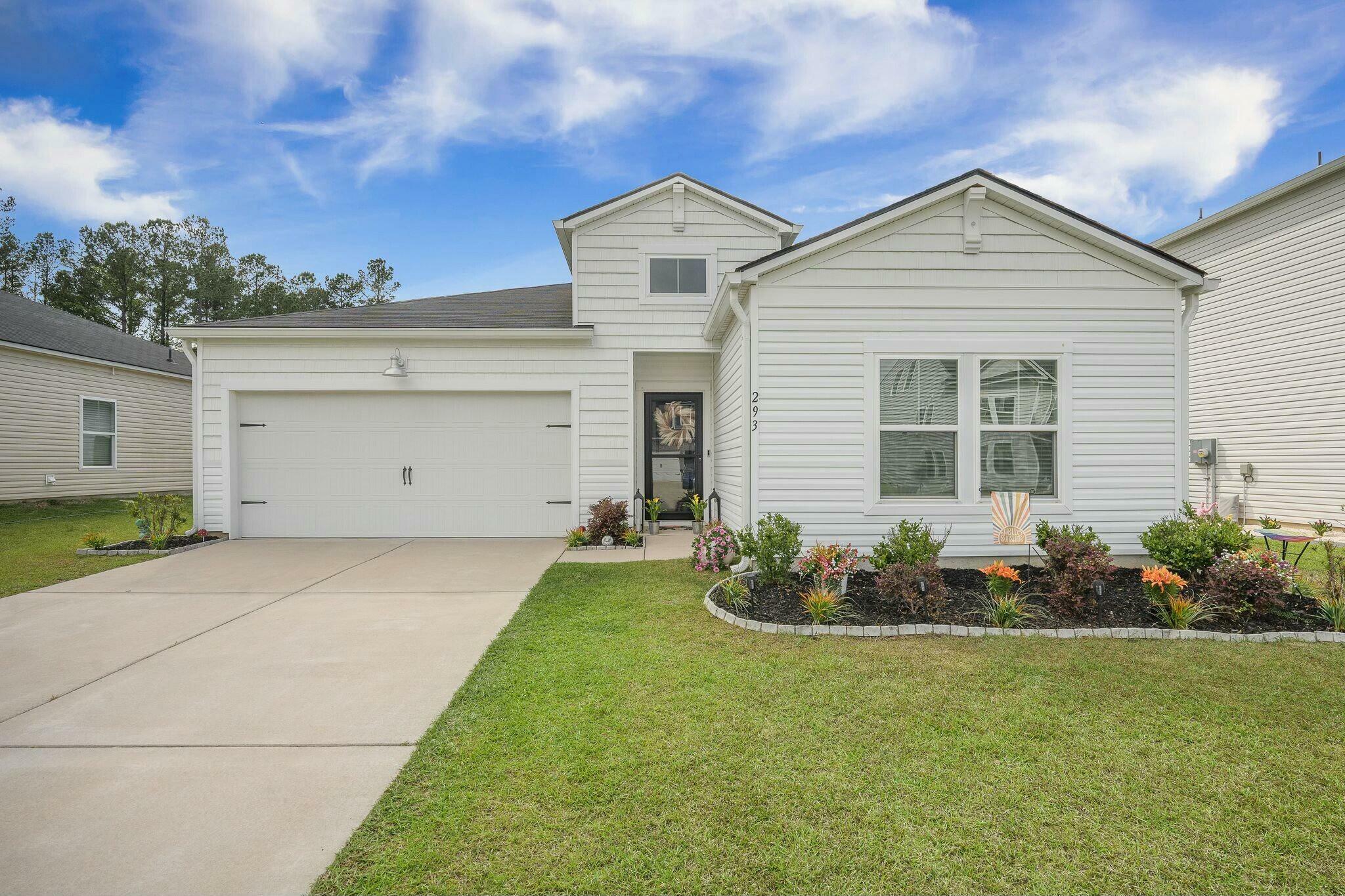 Property Photo: 293 Firewheel Court SC 29486