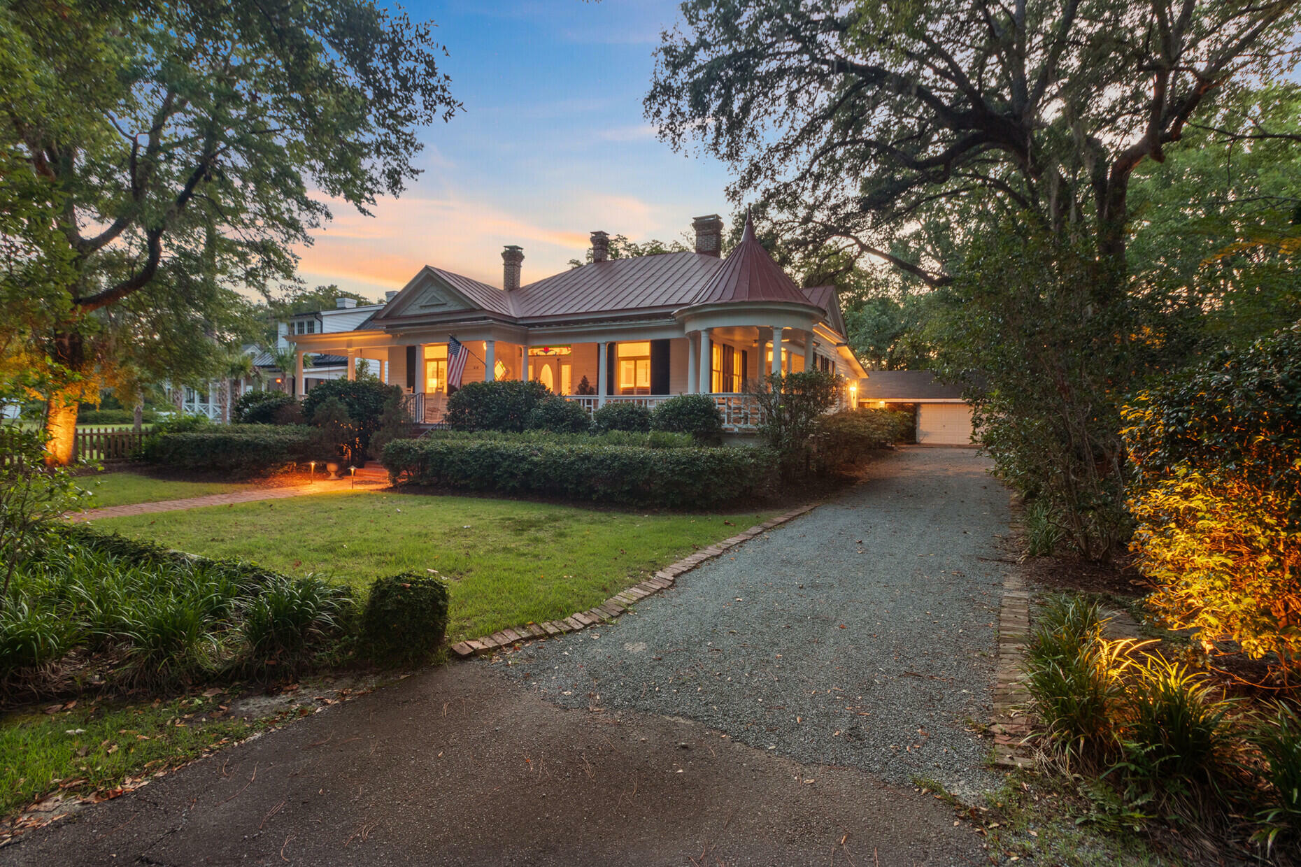 210 S Gum Street  Summerville SC 29483 photo