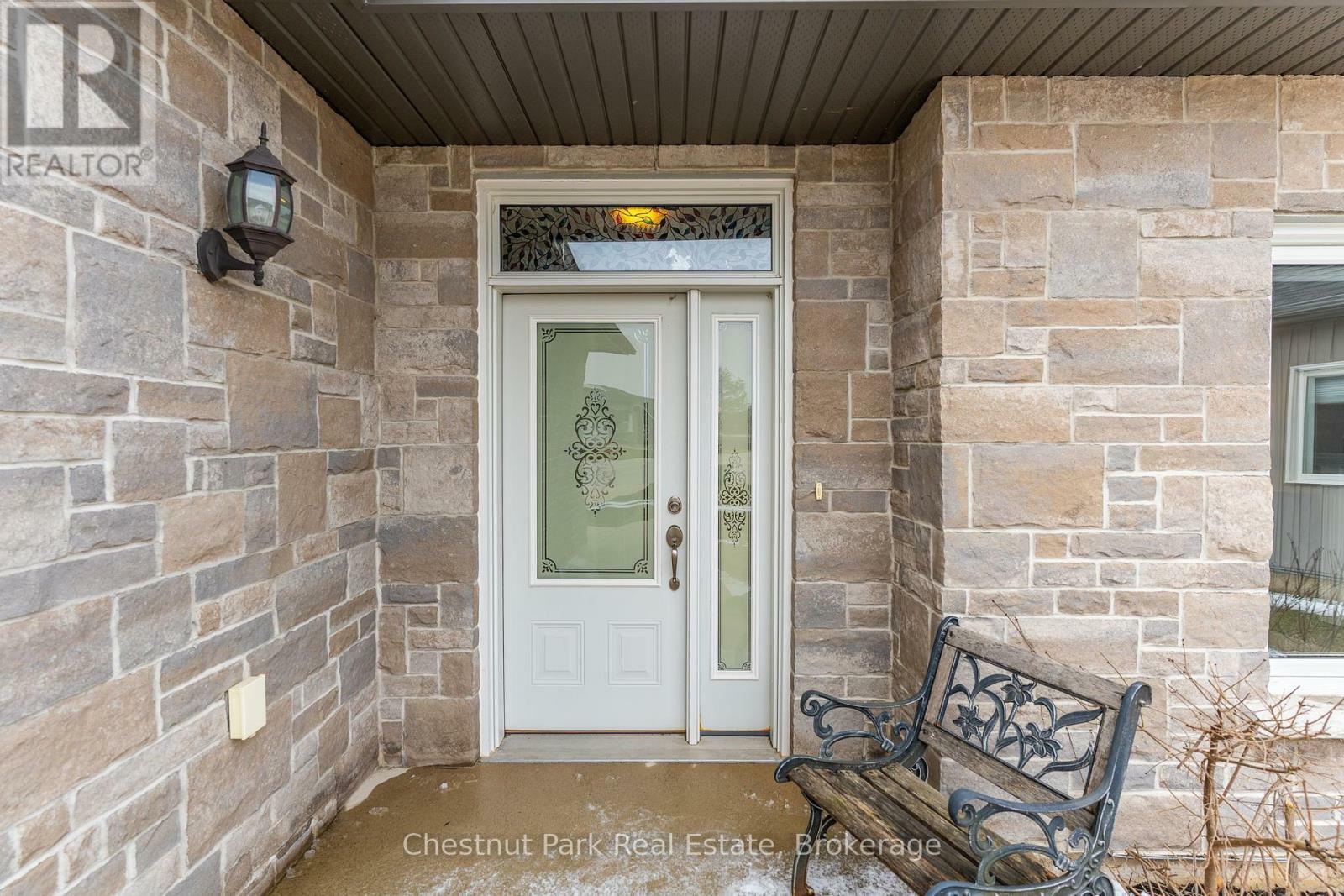 Property Photo: 941 23rd St 'A' East ON N4K 0B2