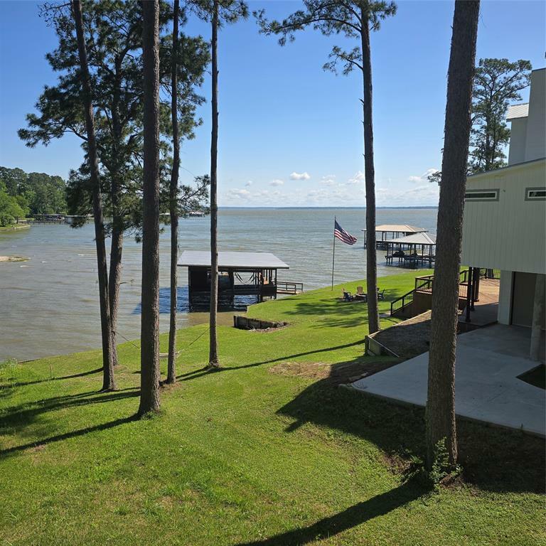 Property Photo: 31 Holiday Lane TX 77331