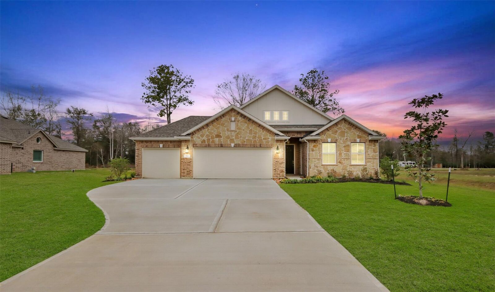 Property Photo: 980 Tarkington Timbers Drive TX 77327