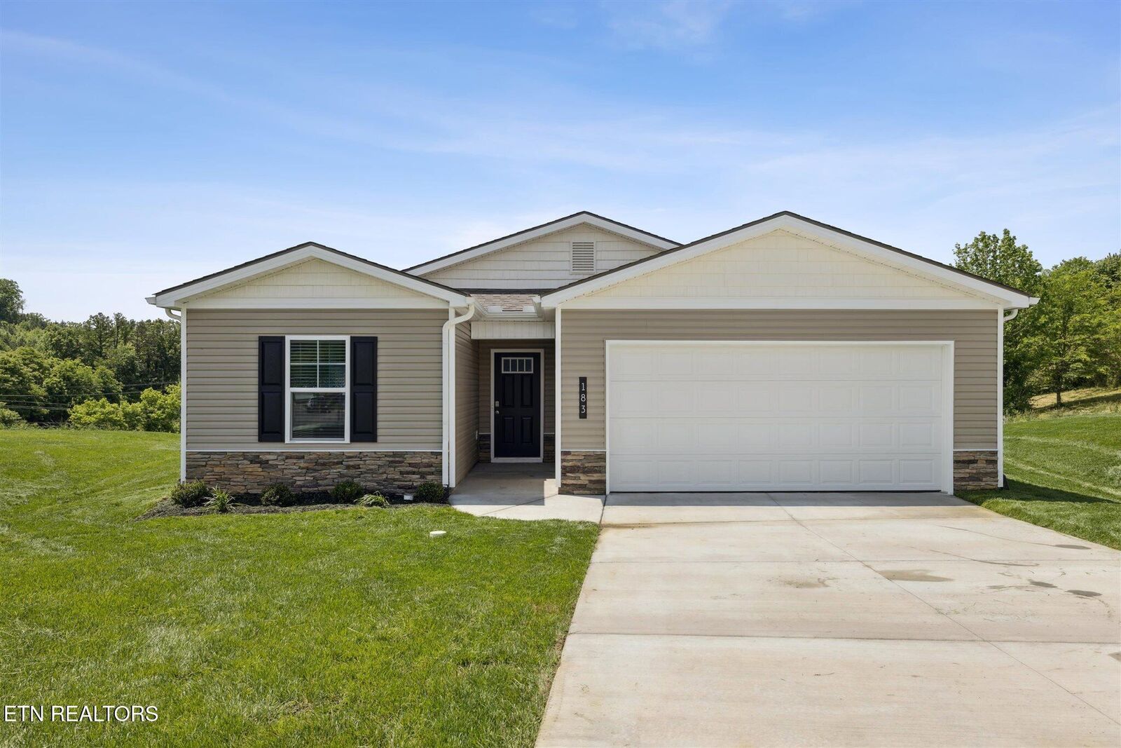 Property Photo: 183 S Blissful Meadows Drive TN 37748