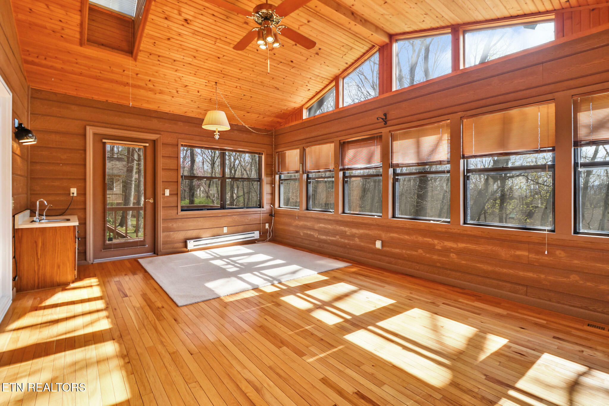 Property Photo: 230 Amherst Lane TN 38558