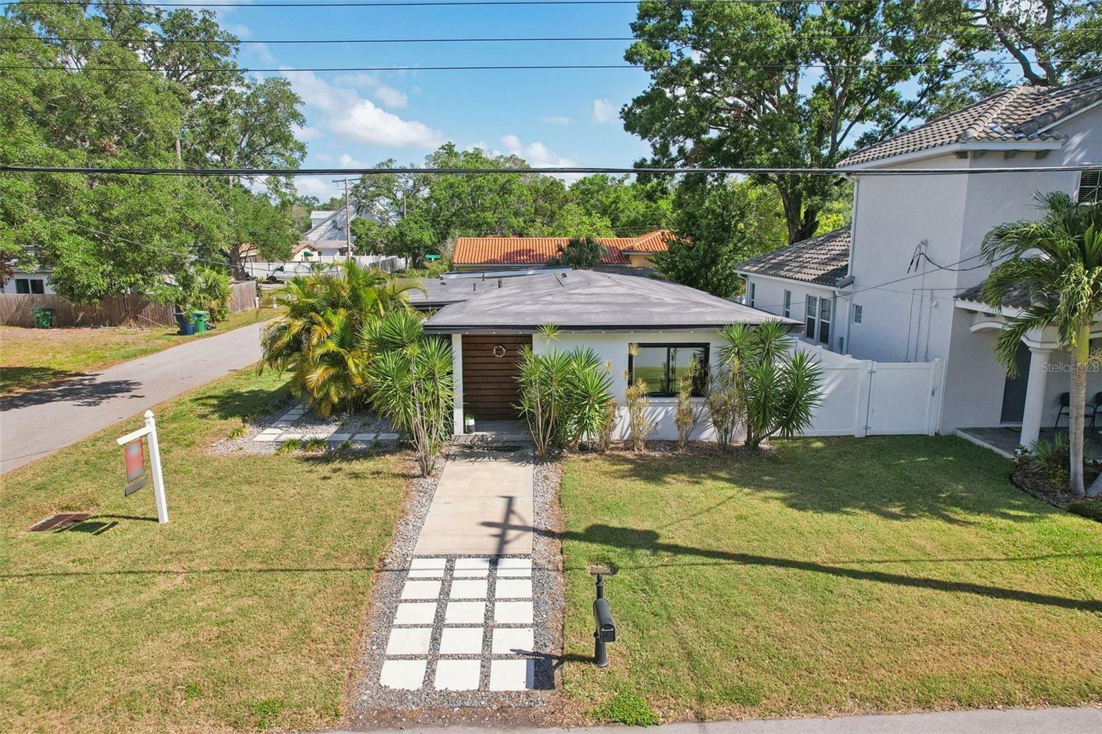 Property Photo: 3131 W Fielder Street FL 33611