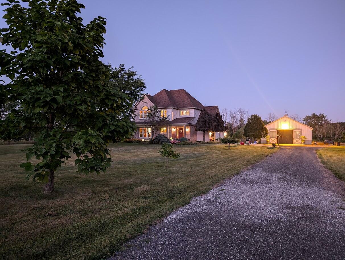 Property Photo: 5525 State Highway 31 - WI 53402